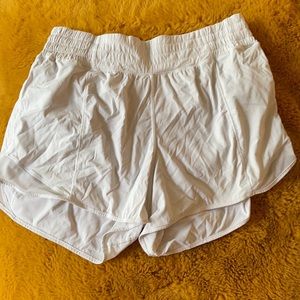 Lululemon Hotty Hot high-waisted white short